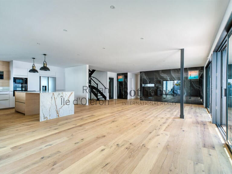 Maison Vaux-sur-Mer - 4 chambres - 216m²