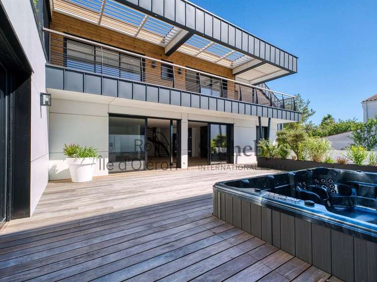 Maison Vaux-sur-Mer - 4 chambres - 216m²