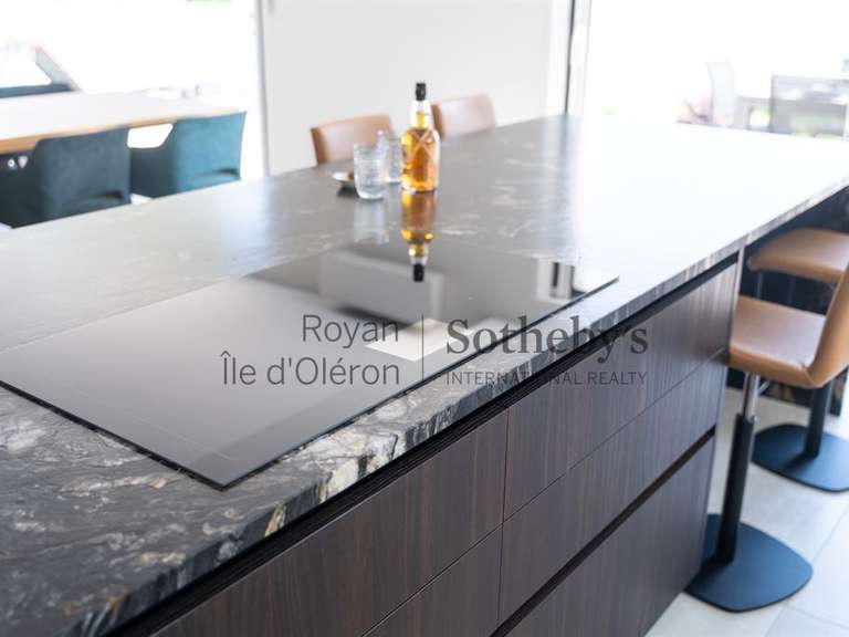 Maison Vaux-sur-Mer - 4 chambres - 180m²