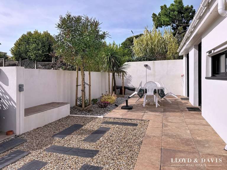 House Vaux-sur-Mer - 4 bedrooms - 187m²