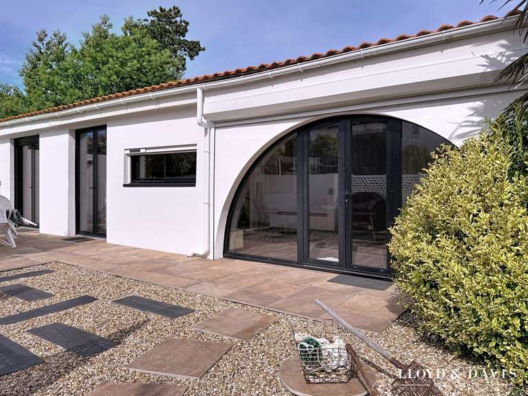 House Vaux-sur-Mer - 4 bedrooms - 187m²