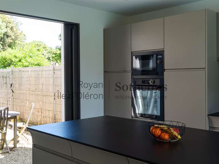 Maison Vaux-sur-Mer - 4 chambres - 189m²