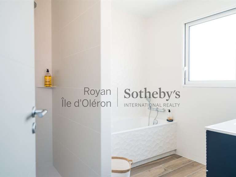 Maison Vaux-sur-Mer - 4 chambres - 180m²