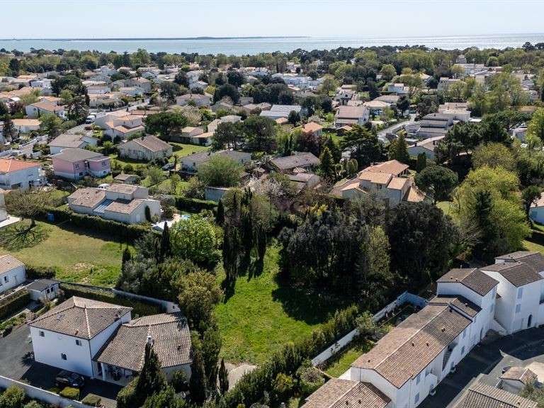 Terrain Vaux-sur-Mer - 1611m²