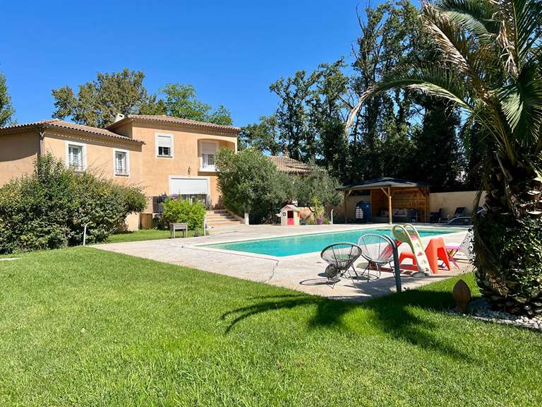 House Vedène - 6 bedrooms - 230m²