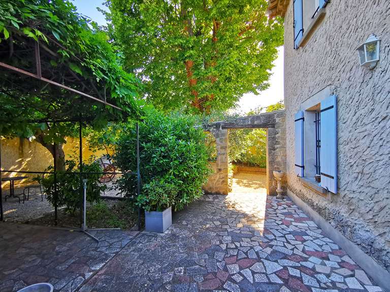 House Vedène - 5 bedrooms - 214m²