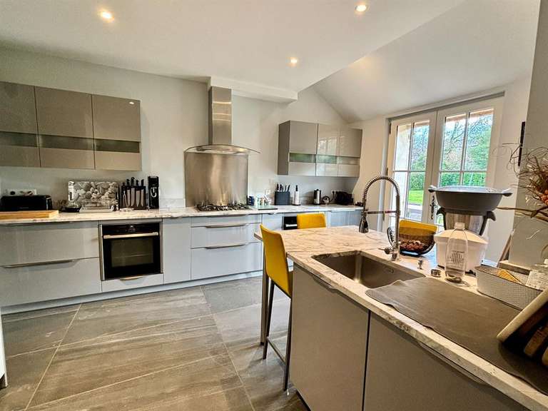 House Veigné - 11 bedrooms - 433m²