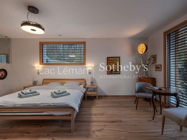 Maison Veigy-Foncenex - 5 chambres - 245m²