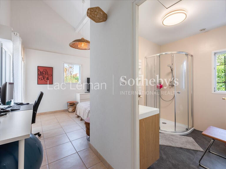 Maison Veigy-Foncenex - 4 chambres - 190m²