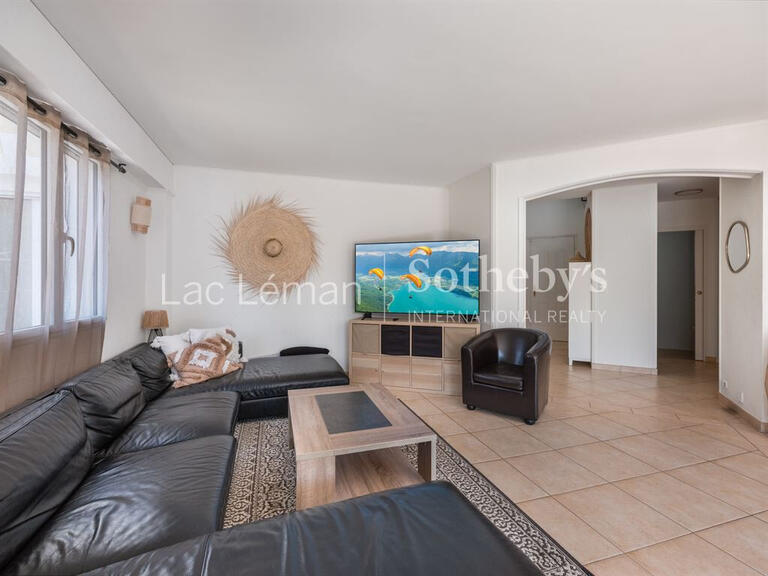 Maison Veigy-Foncenex - 4 chambres - 190m²