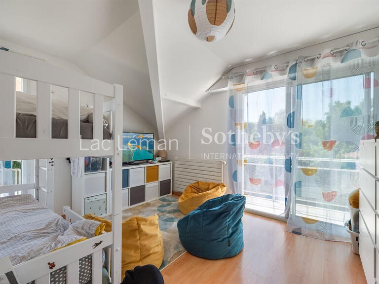 Maison Veigy-Foncenex - 4 chambres - 190m²