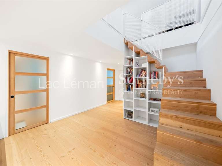 Maison Veigy-Foncenex - 5 chambres - 500m²