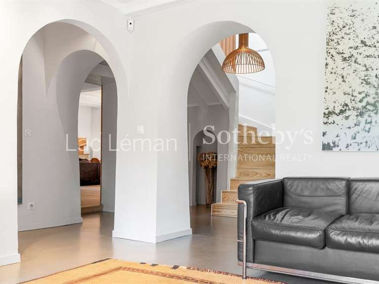 Maison Veigy-Foncenex - 5 chambres - 500m²