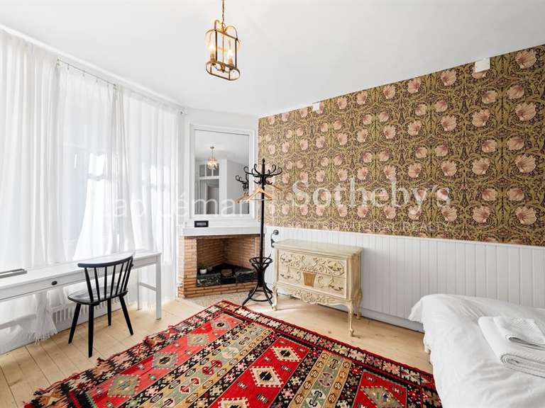 Maison Veigy-Foncenex - 5 chambres - 500m²