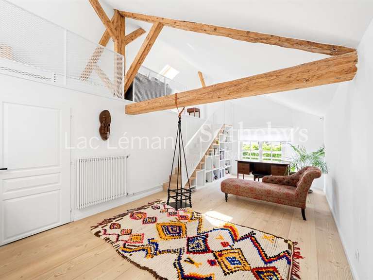 Maison Veigy-Foncenex - 5 chambres - 500m²