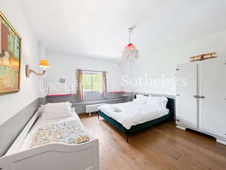 Maison Veigy-Foncenex - 5 chambres - 500m²