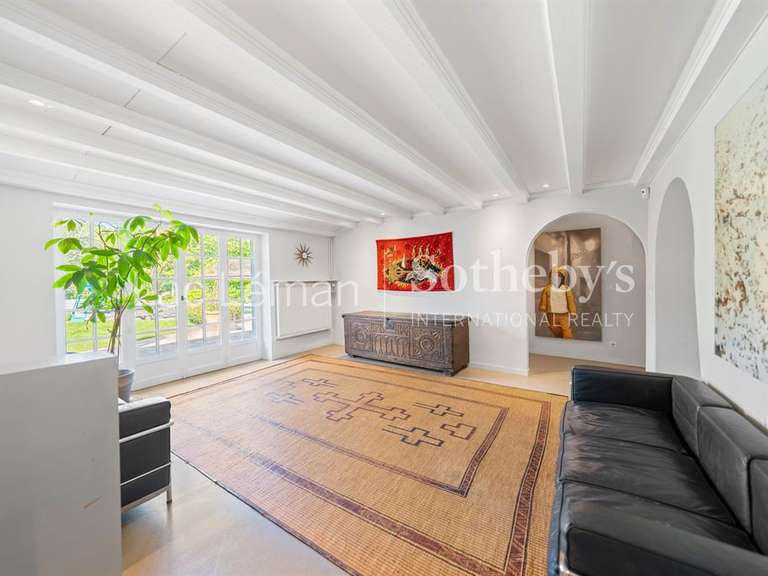 Maison Veigy-Foncenex - 5 chambres - 500m²