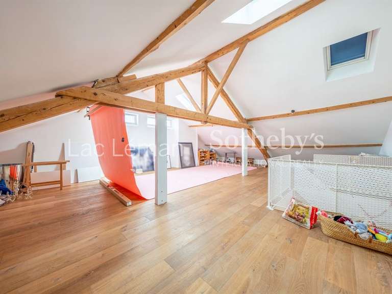 Maison Veigy-Foncenex - 5 chambres - 500m²