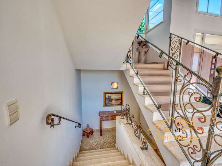 Maison Veigy-Foncenex - 6 chambres - 280m²