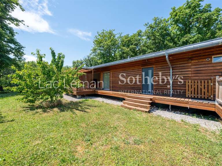 Maison Veigy-Foncenex - 6 chambres - 238m²