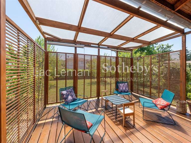 Maison Veigy-Foncenex - 6 chambres - 238m²