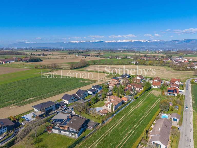 Maison Veigy-Foncenex - 5 chambres - 430m²