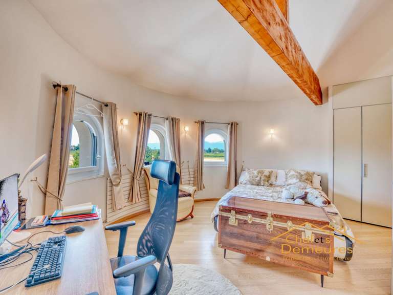 Maison Veigy-Foncenex - 6 chambres - 280m²