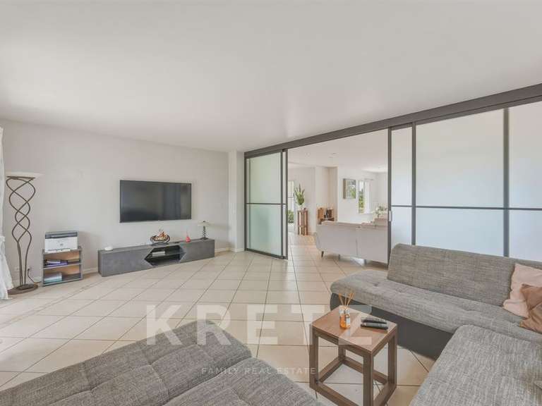 Maison Veigy-Foncenex - 7 chambres - 480m²