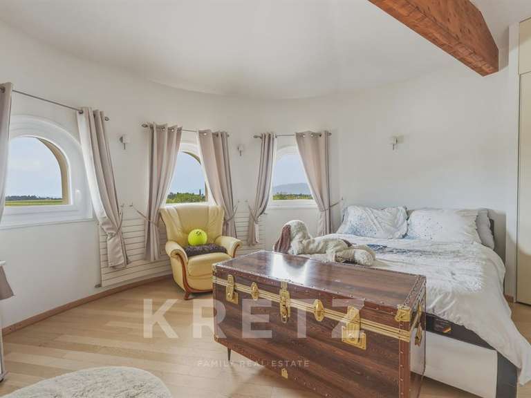 Maison Veigy-Foncenex - 7 chambres - 480m²