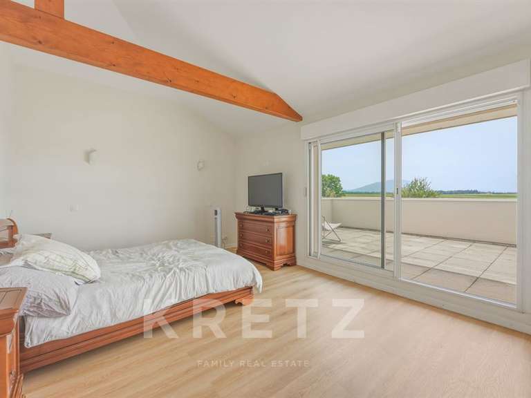 Maison Veigy-Foncenex - 7 chambres - 480m²