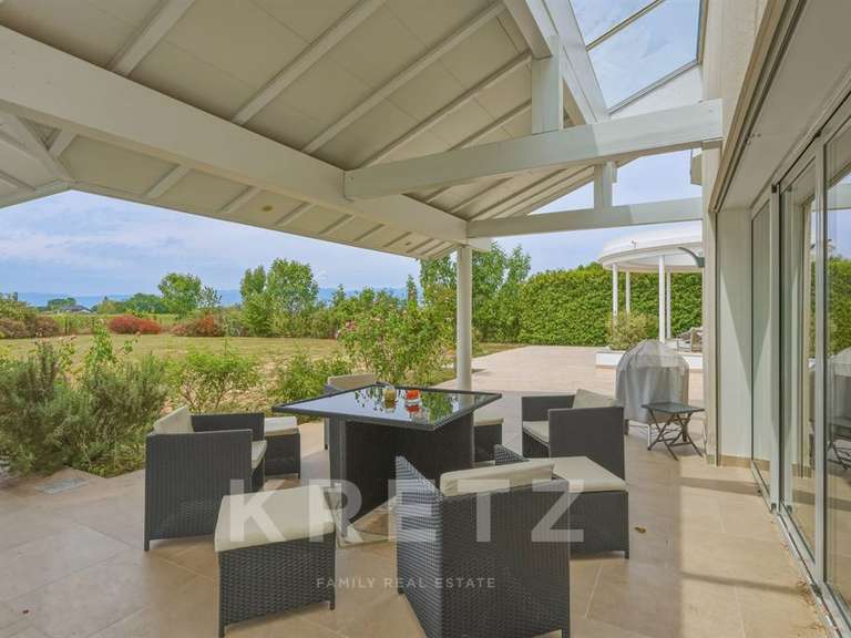 Maison Veigy-Foncenex - 7 chambres - 480m²