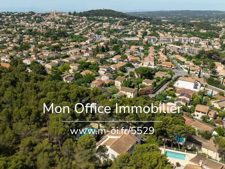 Maison Velaux - 6 chambres - 190m²
