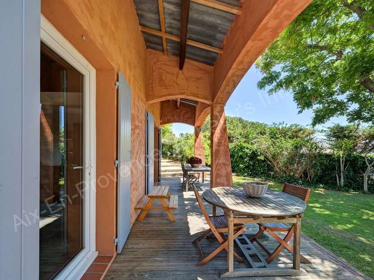 Maison Velaux - 5 chambres - 160m²