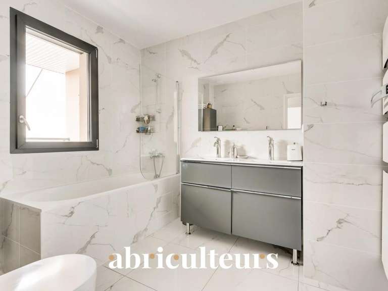 Maison Vélizy-Villacoublay - 5 chambres - 122m²