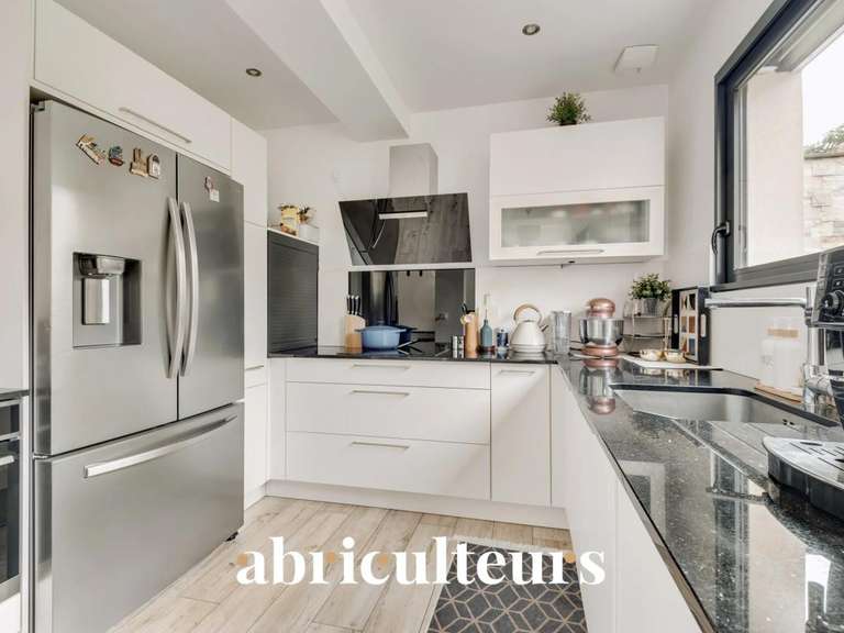 Maison Vélizy-Villacoublay - 5 chambres - 122m²