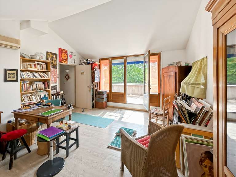 Maison Velleron - 5 chambres - 160m²