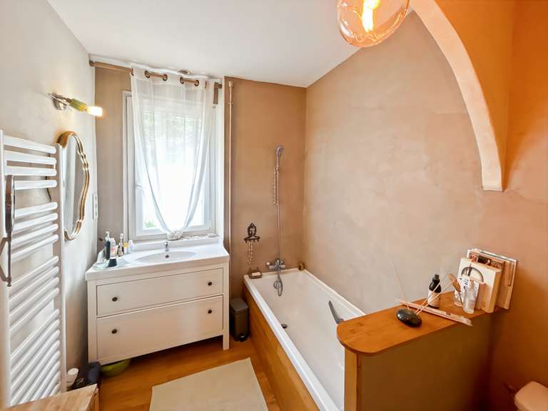 Maison Velleron - 5 chambres - 160m²