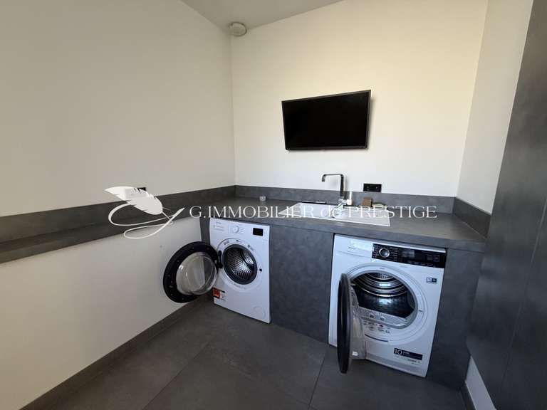 House Velleron - 5 bedrooms - 464m²