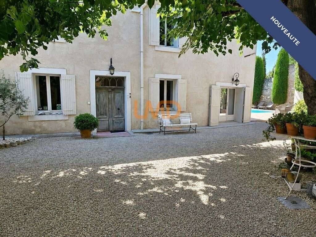 Maison Velleron