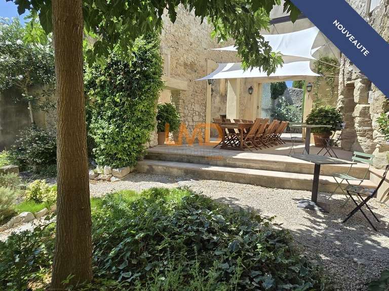 Maison Velleron - 9 chambres - 370m²