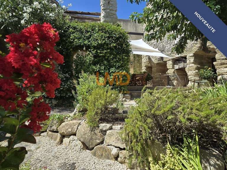 Maison Velleron - 9 chambres - 370m²