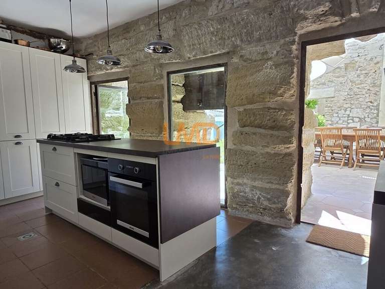 Maison Velleron - 9 chambres - 370m²
