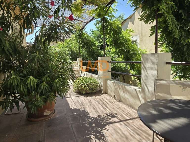 Maison Velleron - 9 chambres - 370m²