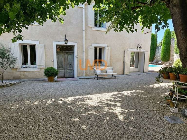 House Velleron - 9 bedrooms - 370m²