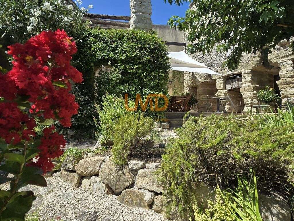 Maison Velleron