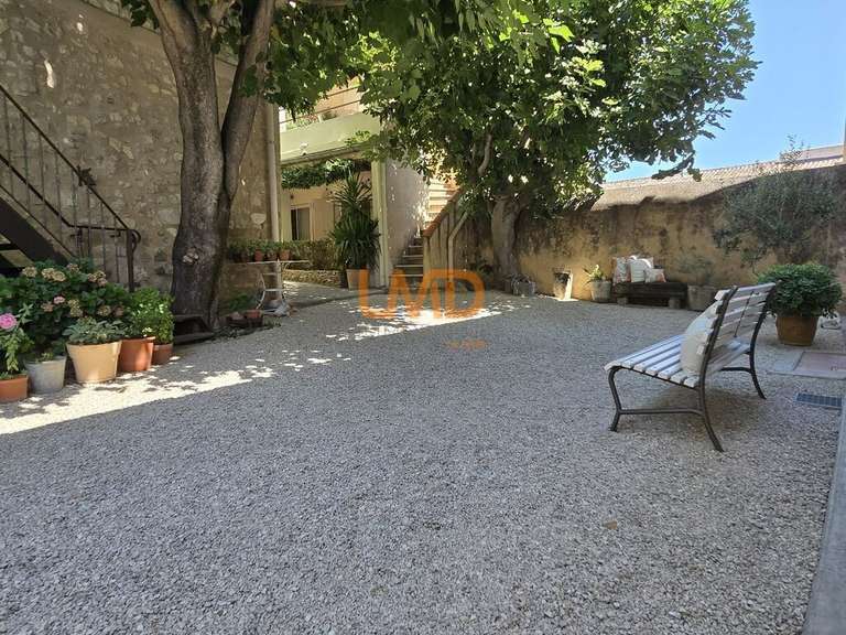Maison Velleron - 9 chambres - 370m²