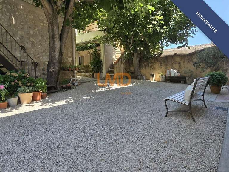 Maison Velleron - 9 chambres - 370m²