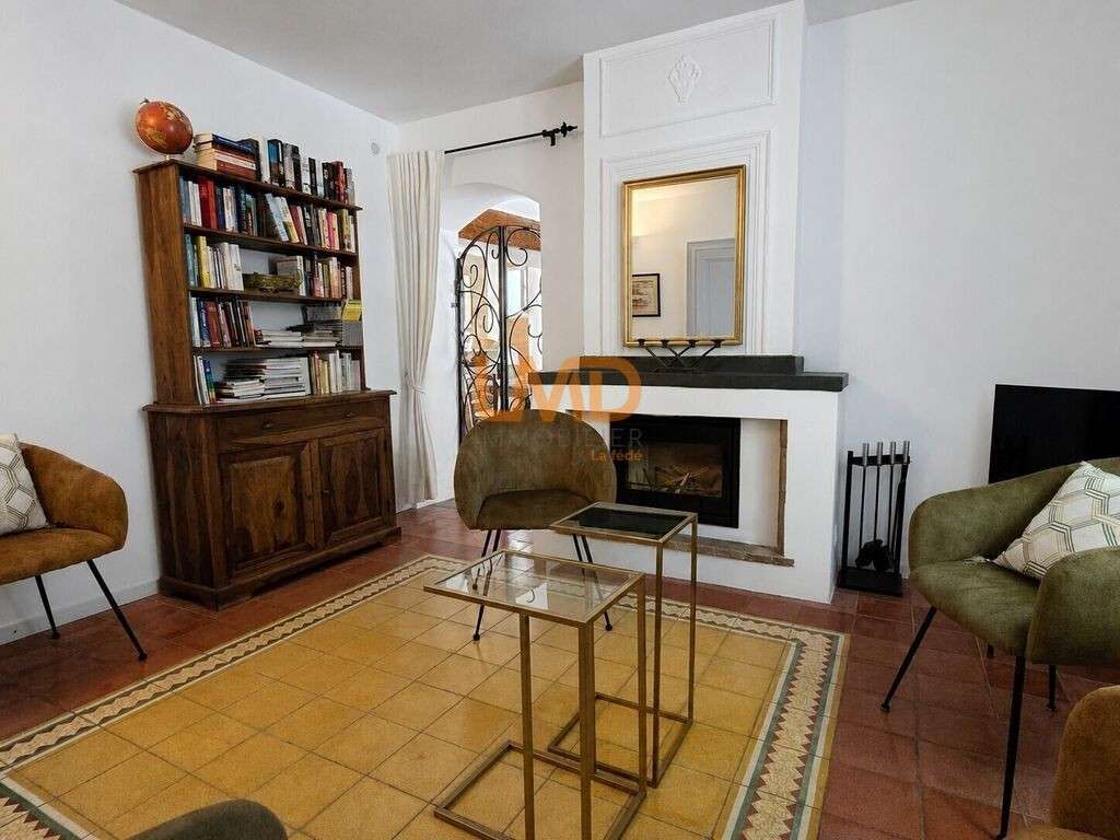 Maison Velleron
