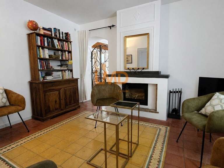 Maison Velleron - 9 chambres - 370m²