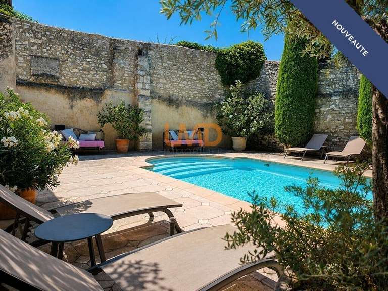 Maison Velleron - 9 chambres - 370m²